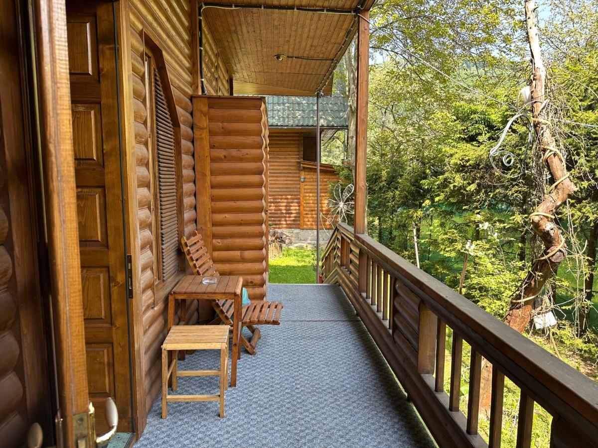 U Yaroslava Hotel Jaremče Esterno foto