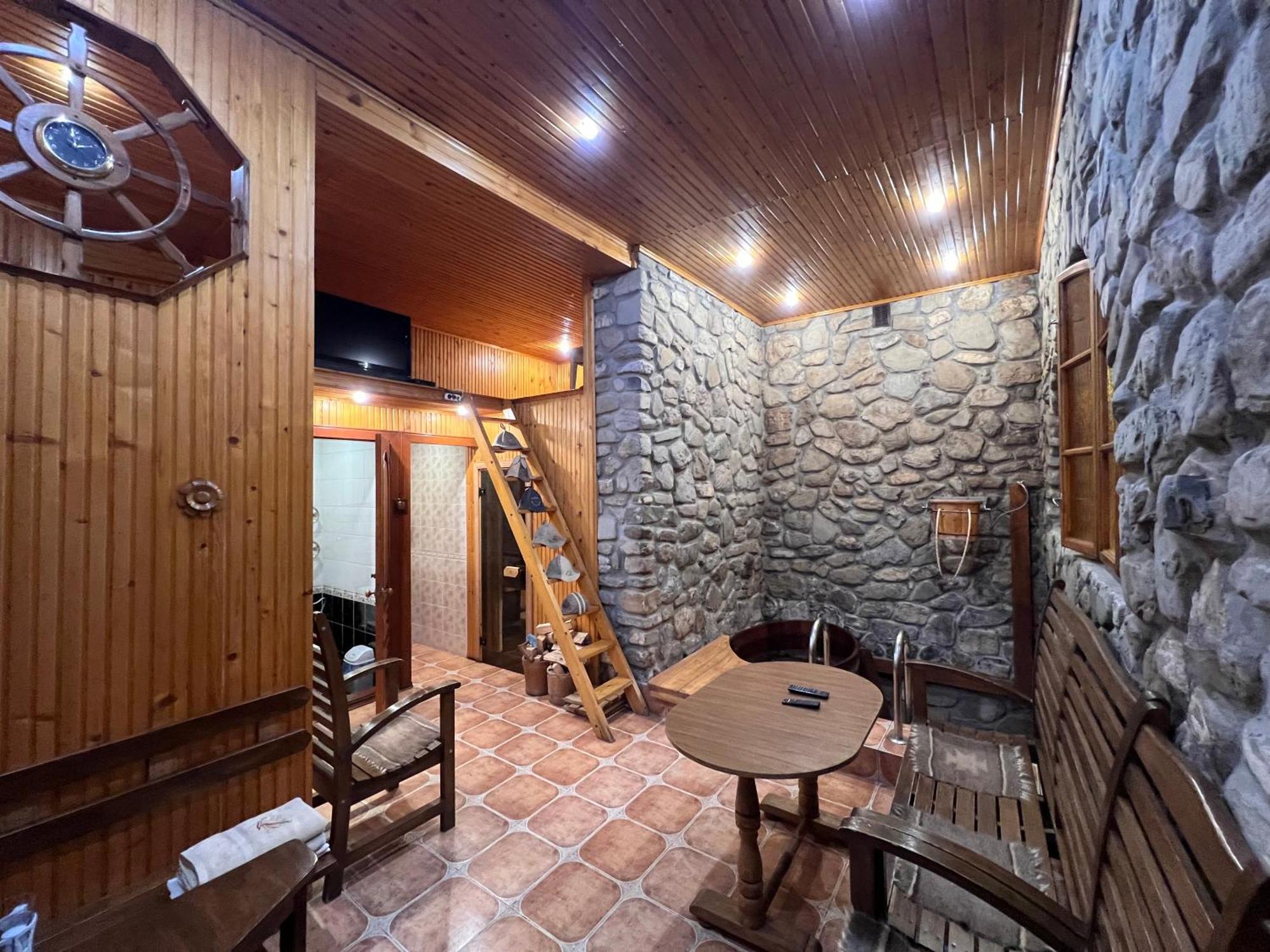 U Yaroslava Hotel Jaremče Esterno foto