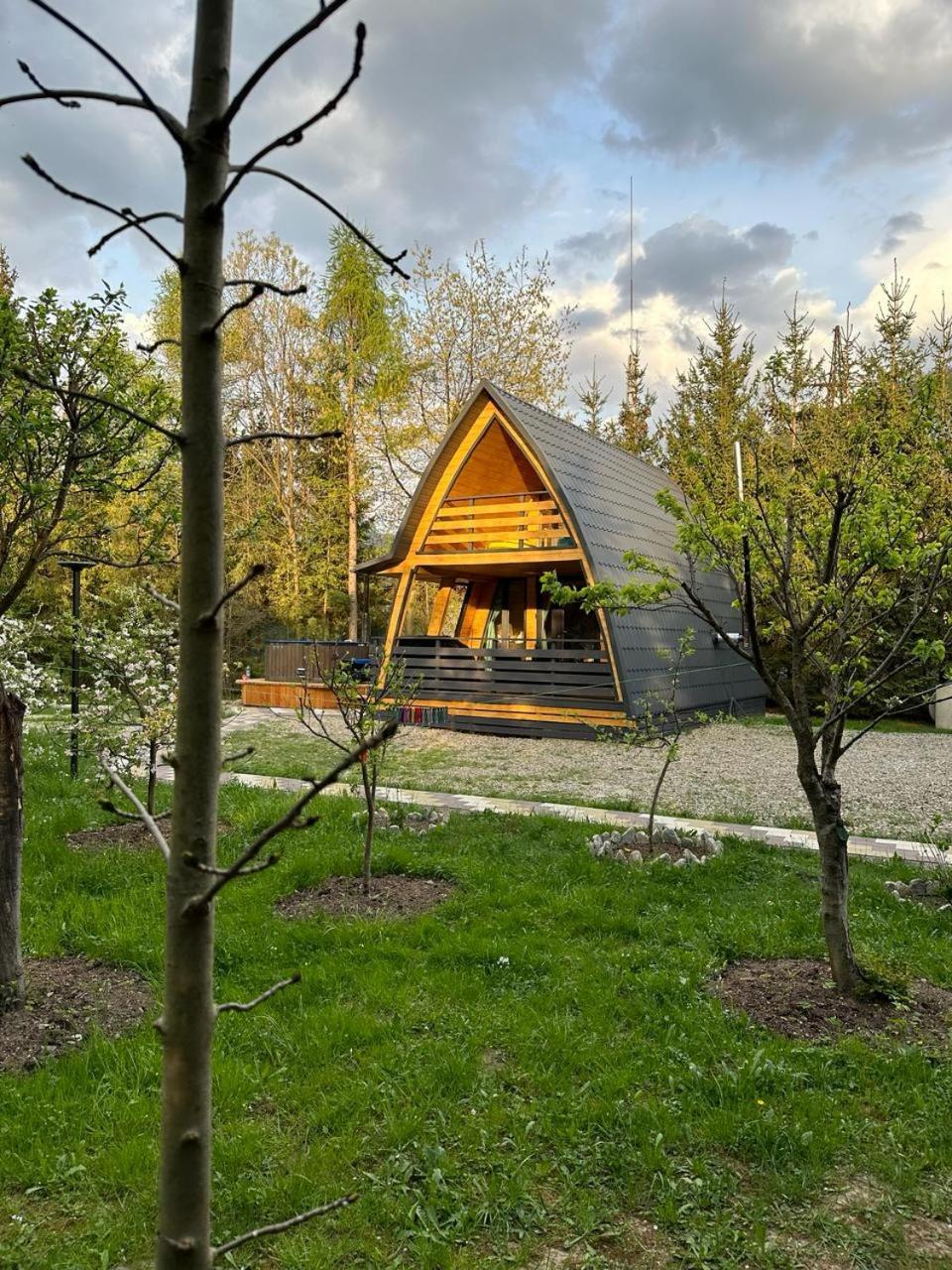 U Yaroslava Hotel Jaremče Esterno foto